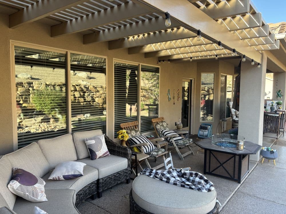 Clean windows overlooking a St. George patio